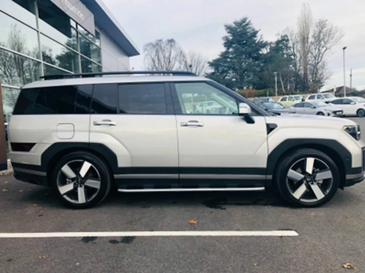 Hyundai Santa Fe Premium 1.6 Plug-In Hybrid *Demon - Image 4