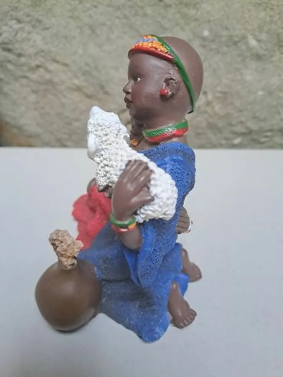 Massai Figurine Tanzania - Image 3