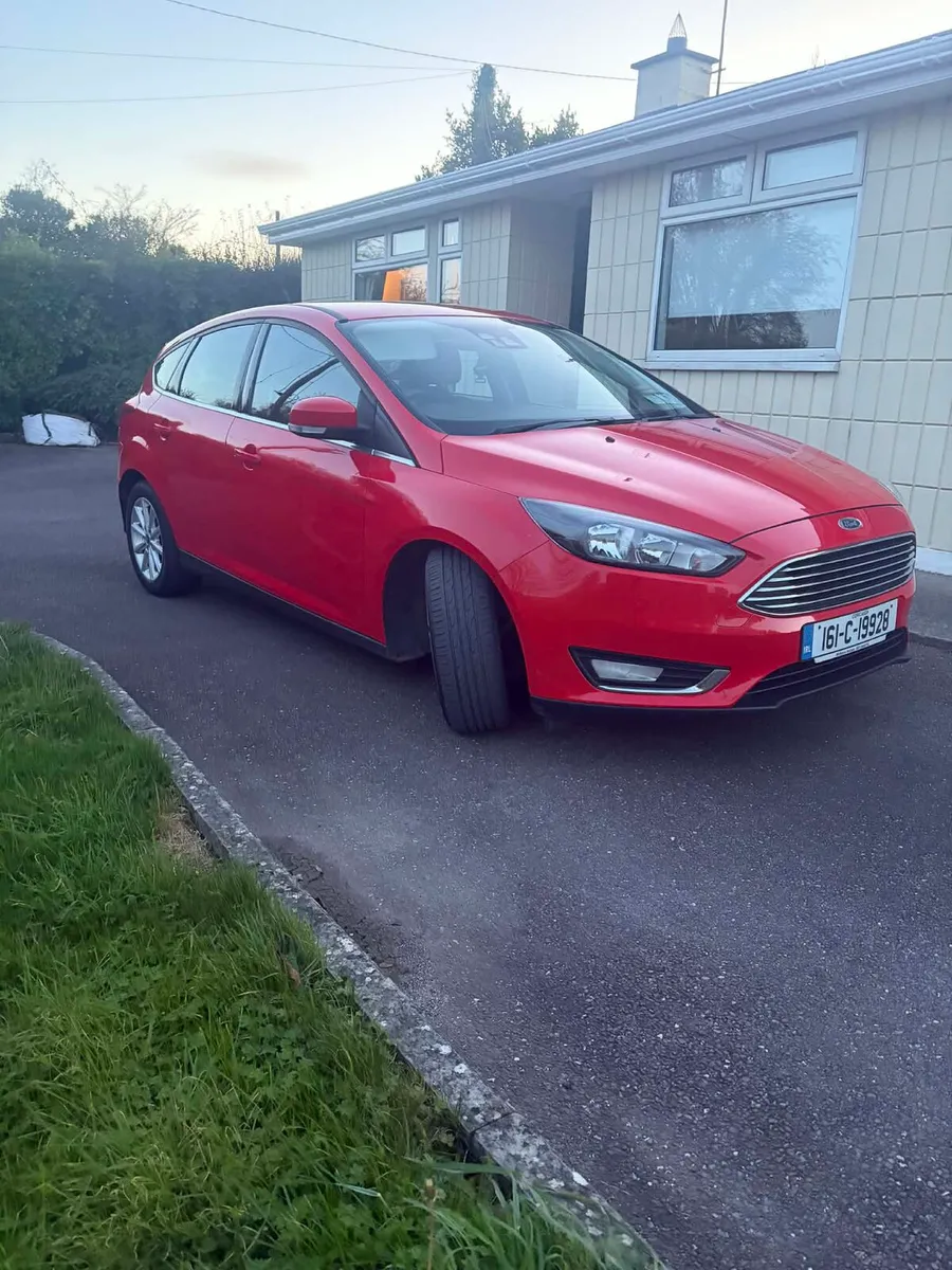 Ford Focus - Image 2