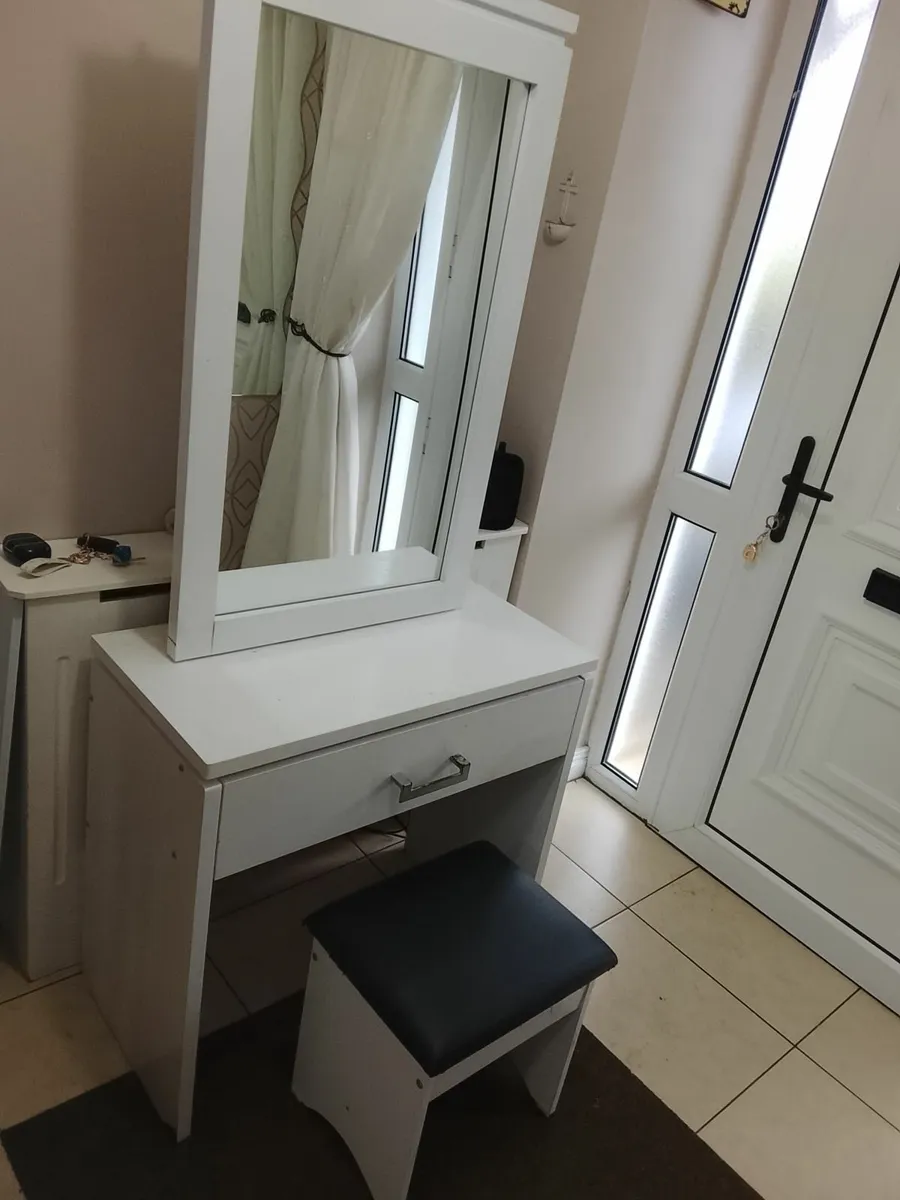 Denise Murray - Image 2