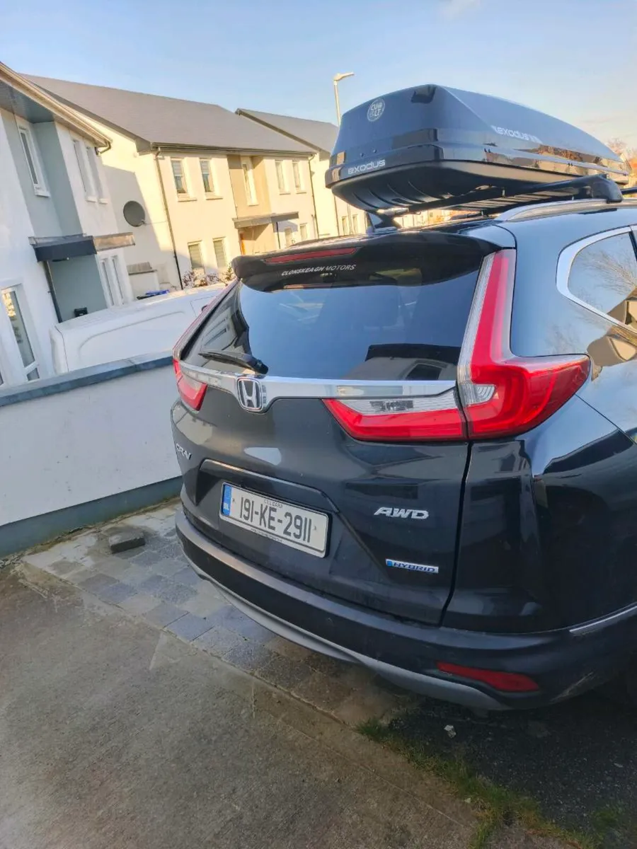 2019 Honda CR-V hybrid - Image 3