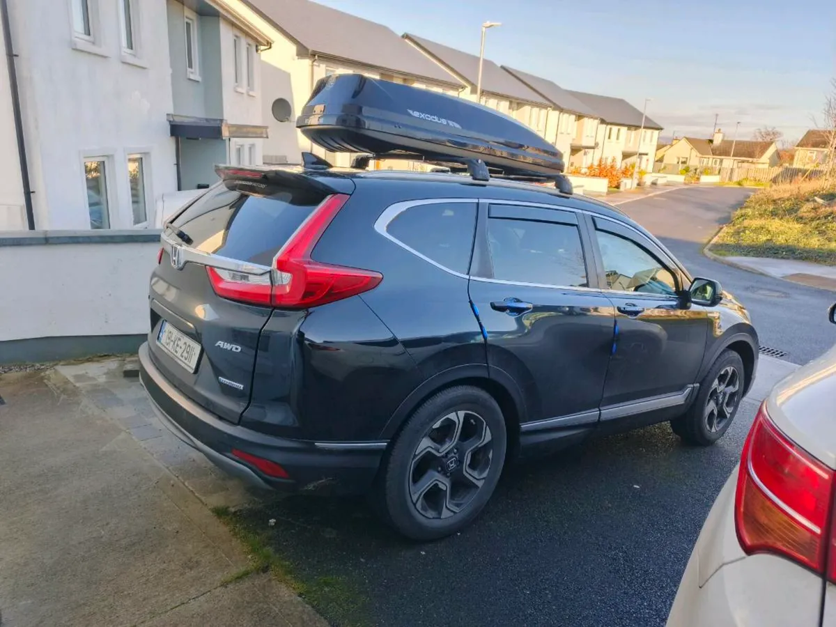 2019 Honda CR-V hybrid - Image 4