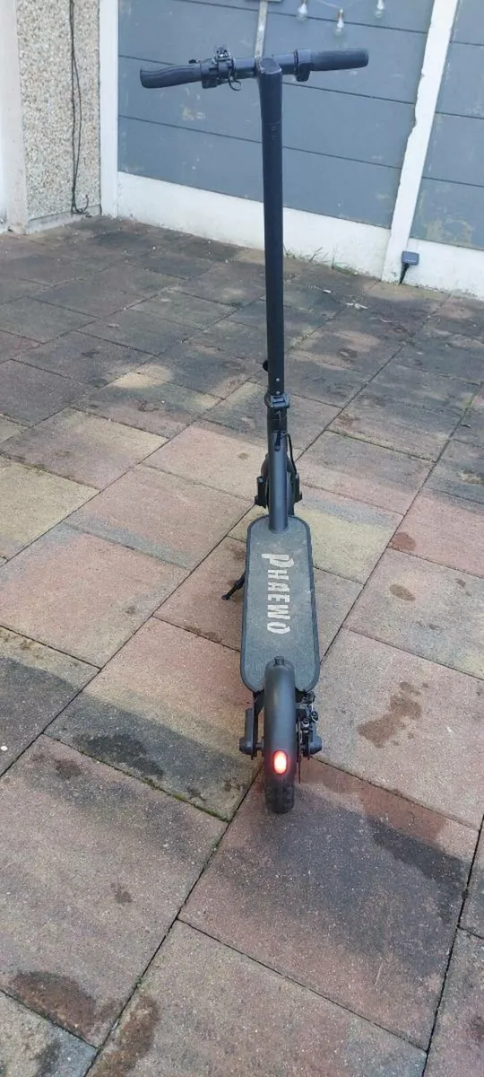 Electric Scooter - Image 3