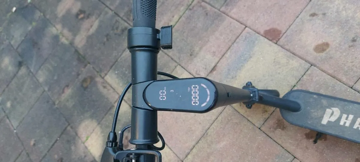 Electric Scooter - Image 4