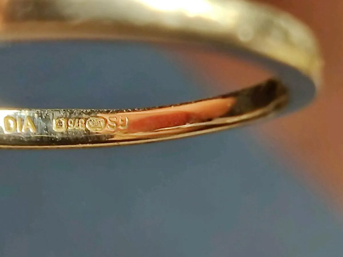 AQUA & DIAMONDS,  9CT White Gold New Dress Ring ! - Image 4