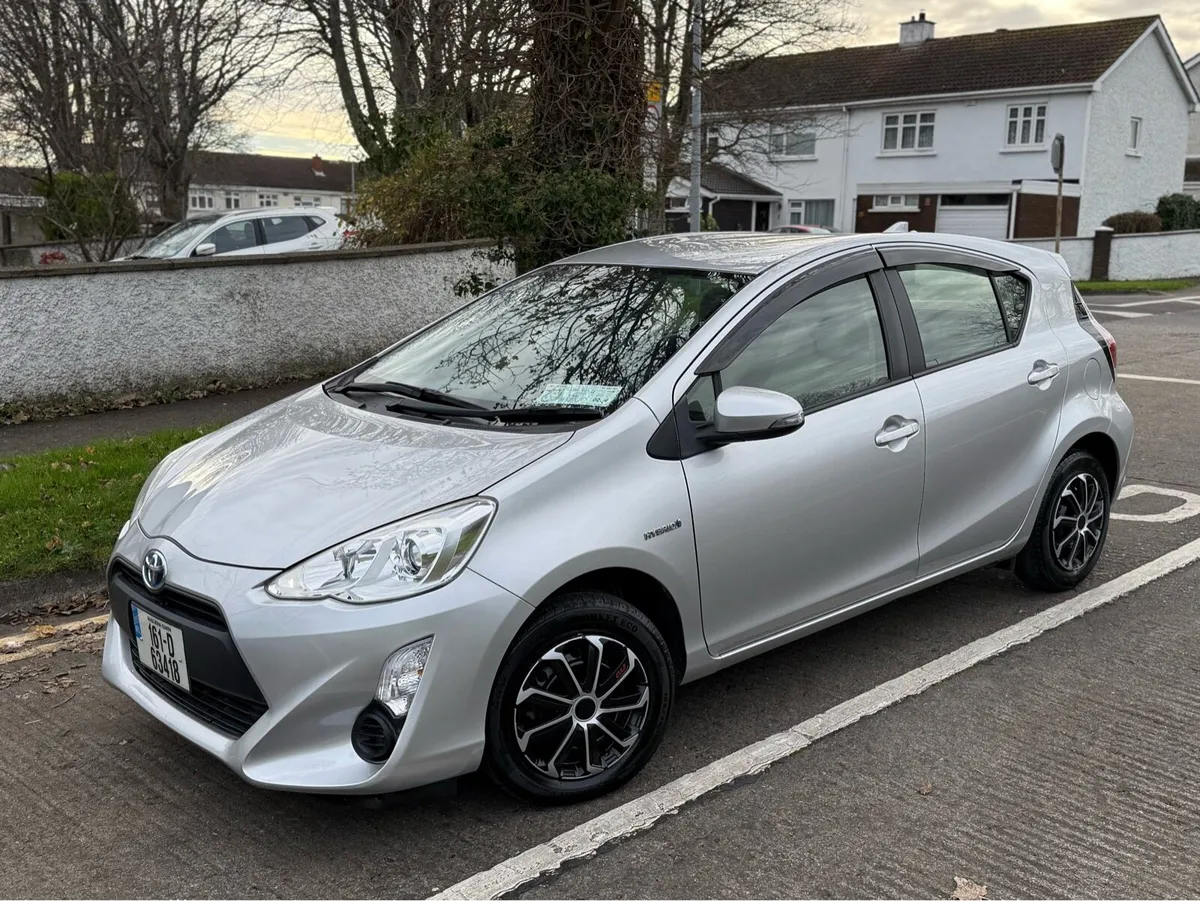 2016 Toyota Aqua 1.5 Petrol Hybrid 125000KM 7650€ - Image 1