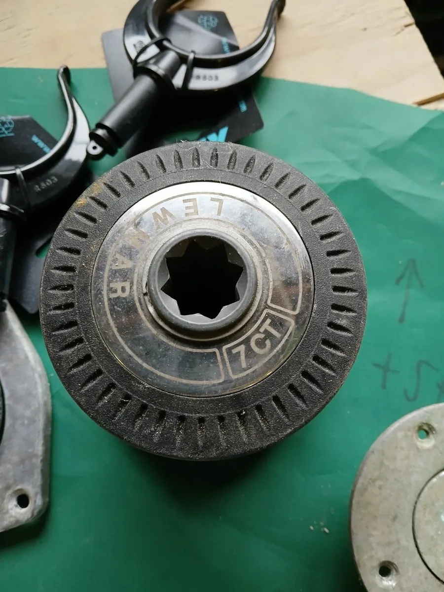 Boat bits  avon dinghy   winch  life raft cradle - Image 3