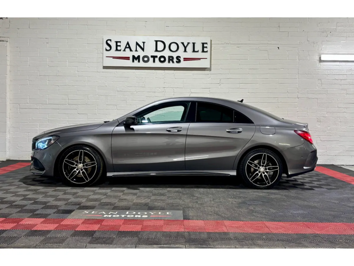 Mercedes-Benz CLA 2017 220d AMG LINE Premium AUTO - Image 4