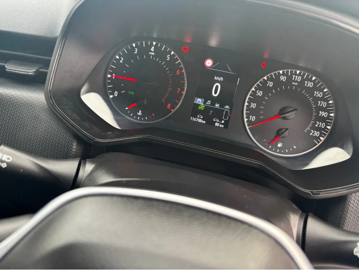 Renault Clio DYNAMIQUE TCE 90 MY21.5 5 5DR - Image 4