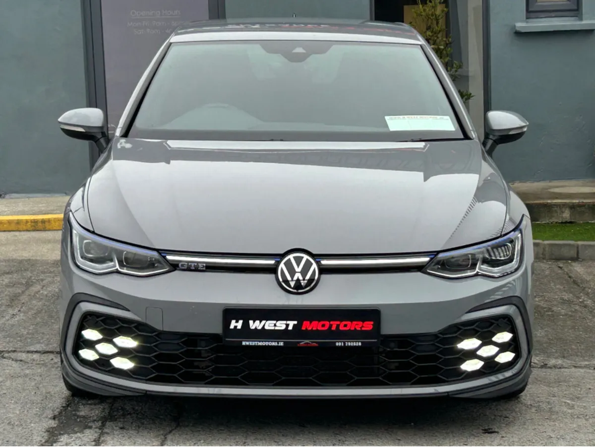Volkswagen Golf GTE S-A DSG - Image 4