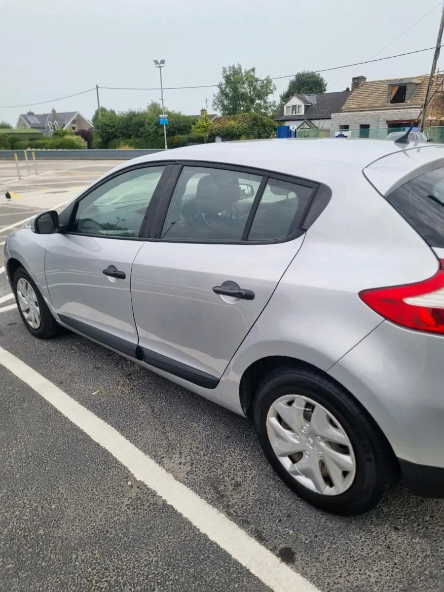 2010 megane diesel - Image 2