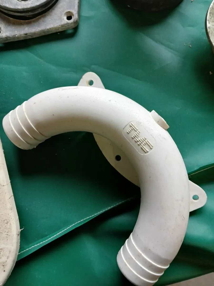 Boat bits  avon dinghy   winch  life raft cradle - Image 4