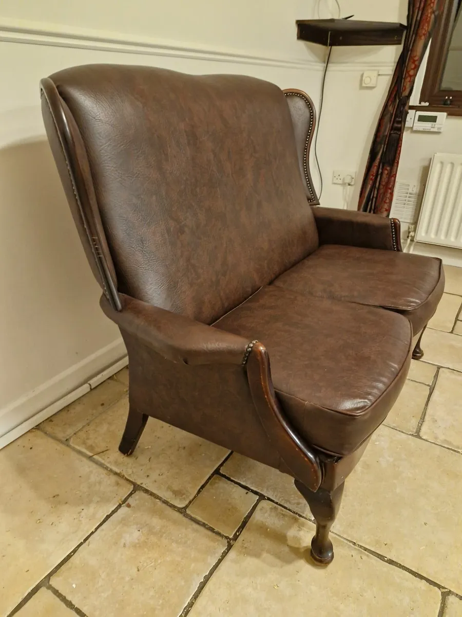 2-Seater Leather Couch - Image 2