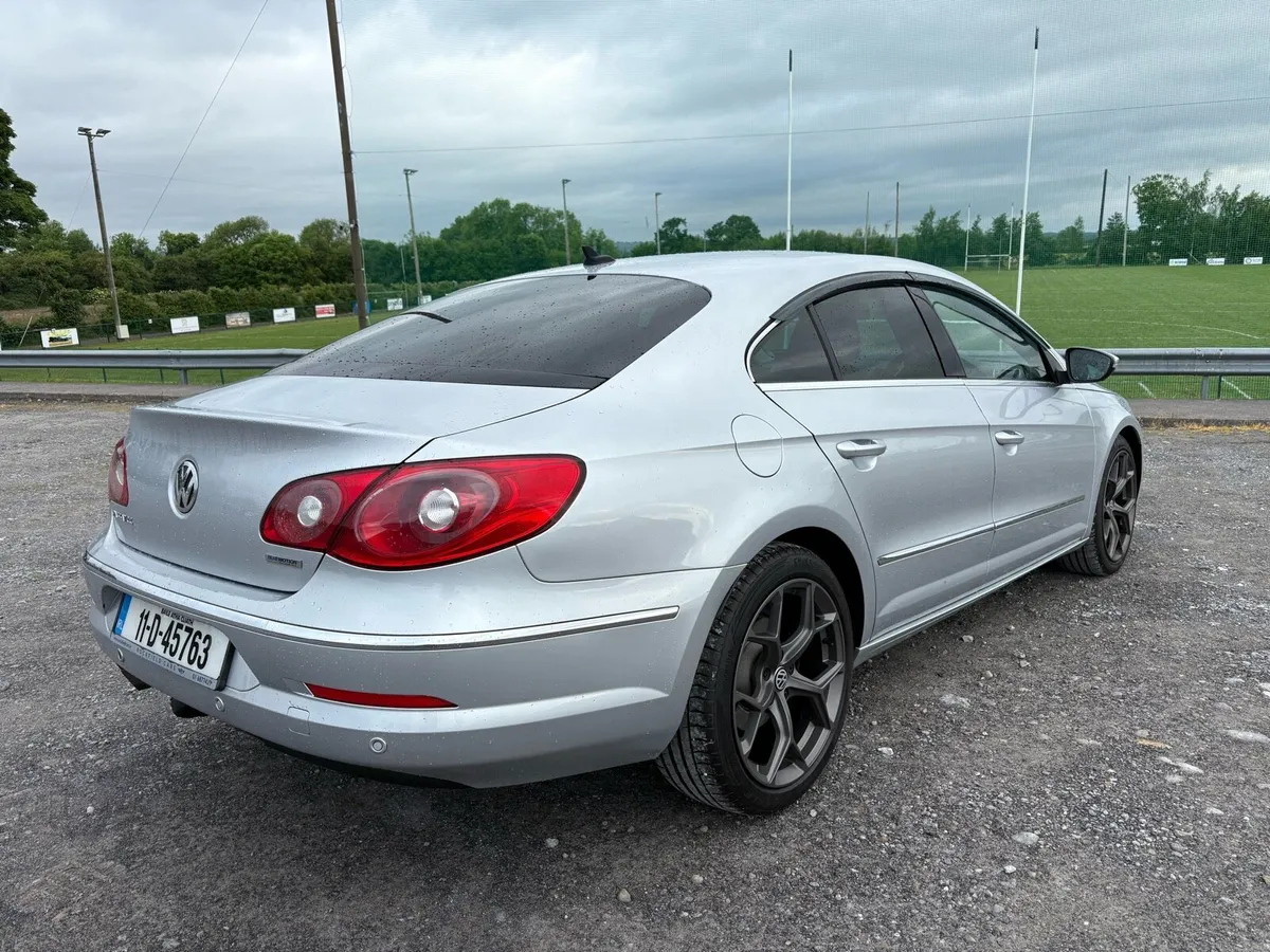 Volkswagen Passat CC - Image 2