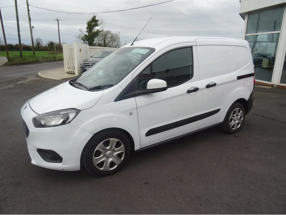Ford Transit Courier TREND 1.5 TD 75 M6 3DR - Image 3