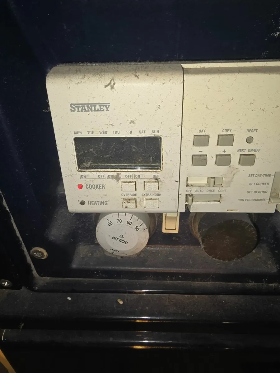 Oil stanley cooker - Image 4