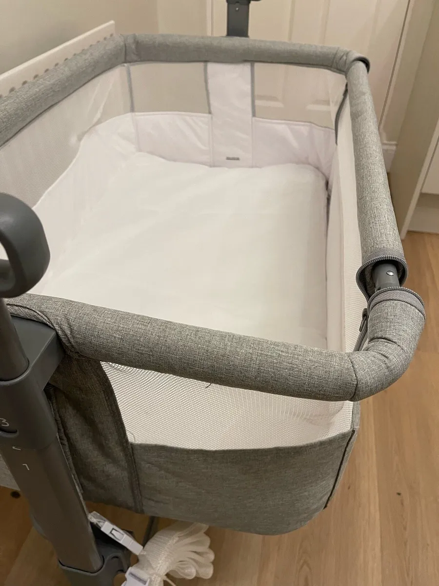 Next to me crib - Image 2