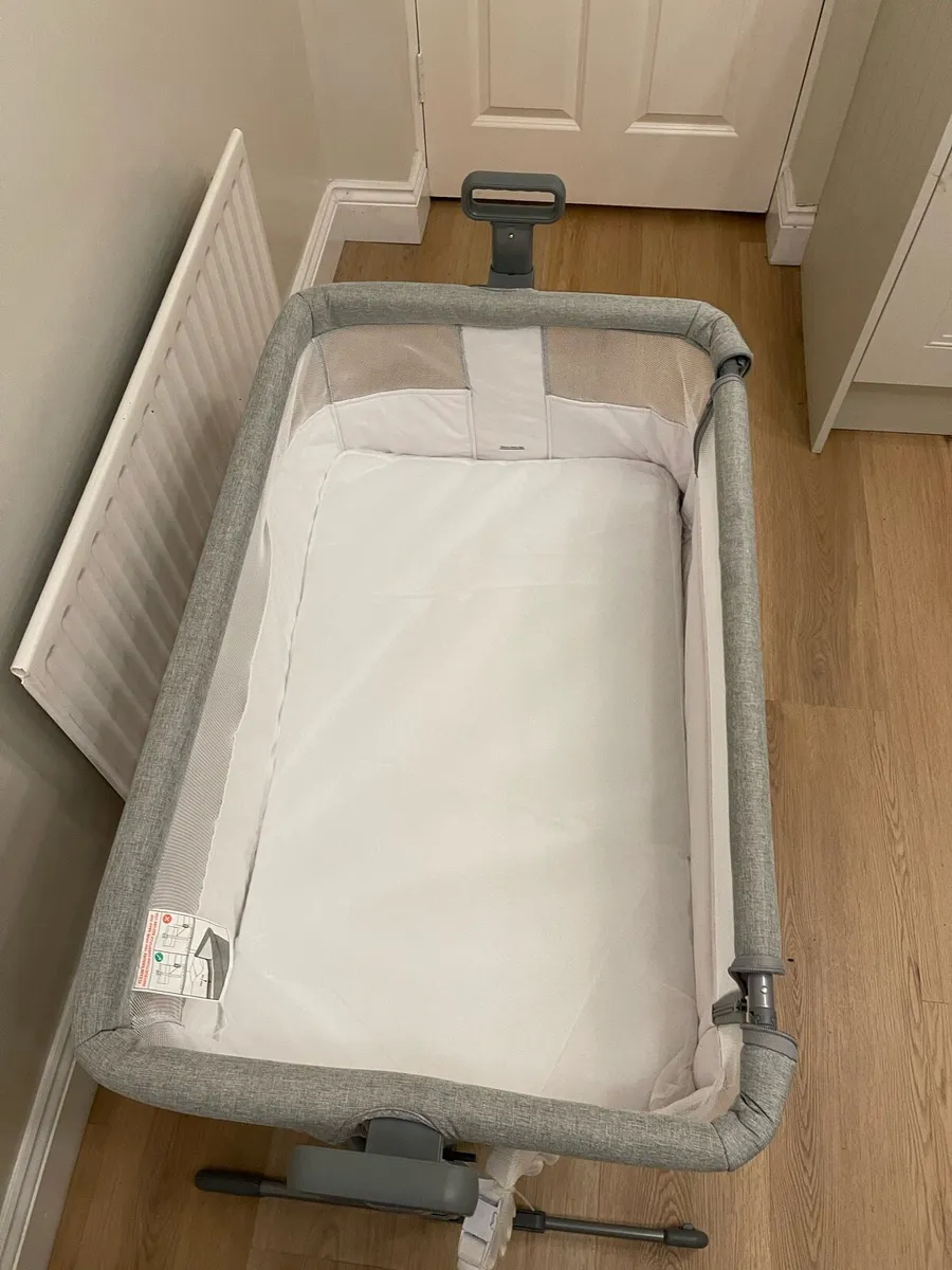 Next to me crib - Image 4