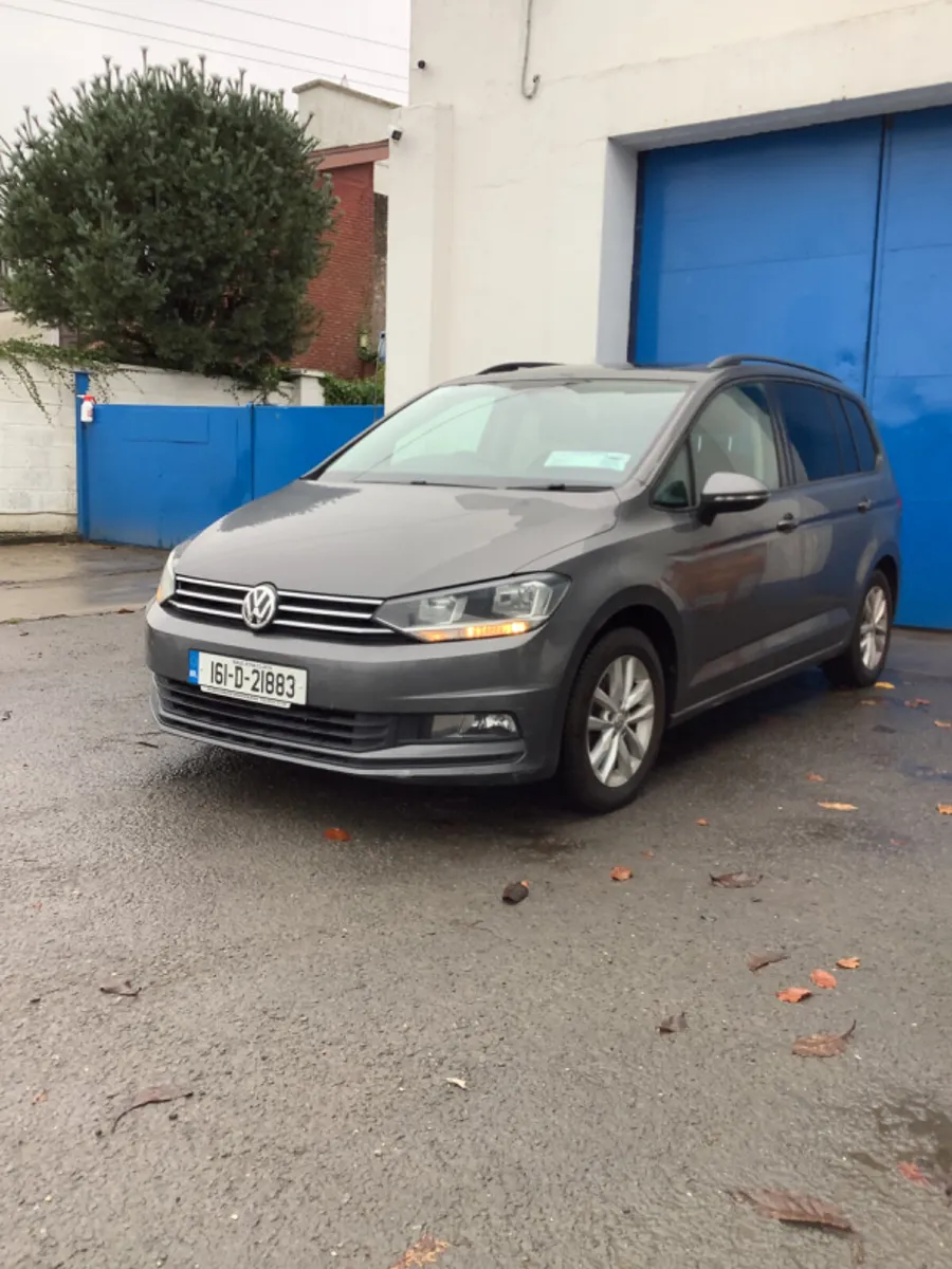 Volkswagen Touran 2016 - Image 3