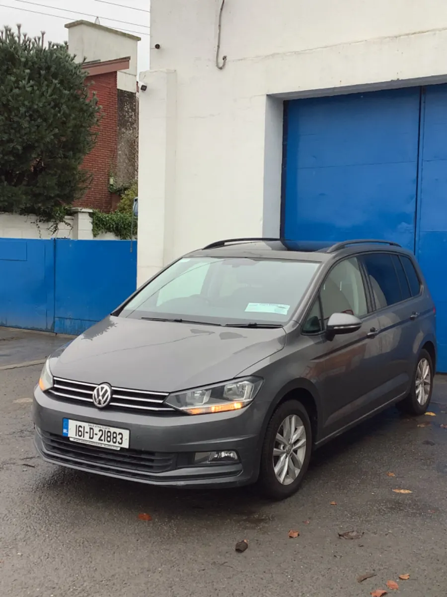 Volkswagen Touran 2016 - Image 4