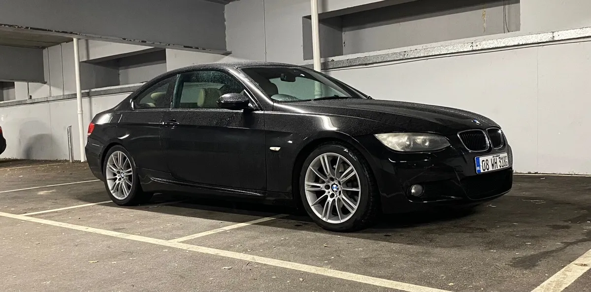 BMW 3-Series 2008 - Image 1