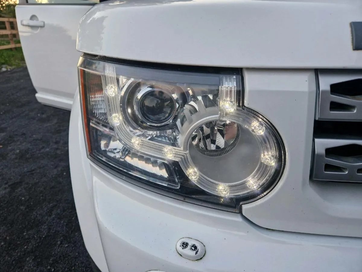 Land Rover Discovery for parts / breaking - Image 3