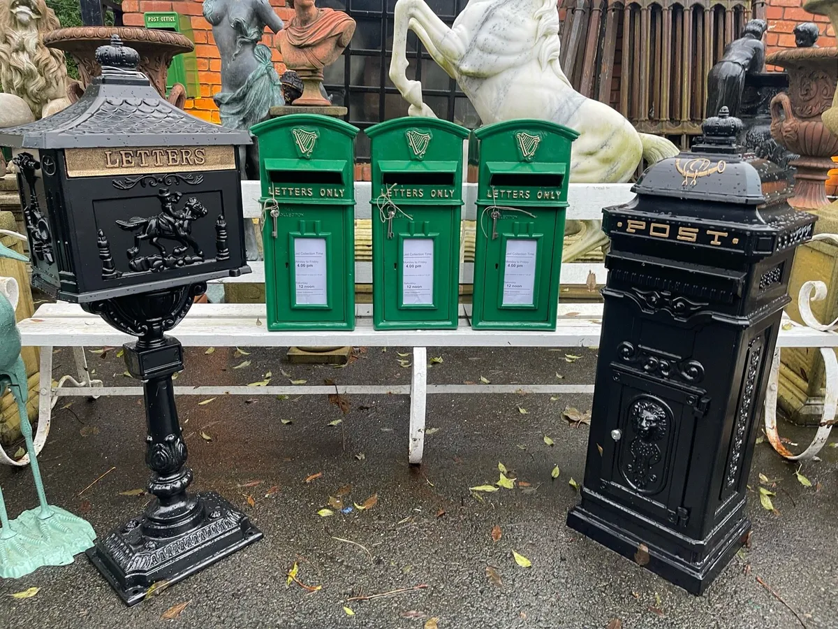 The Collins Irish 🇮🇪 post box - Image 1