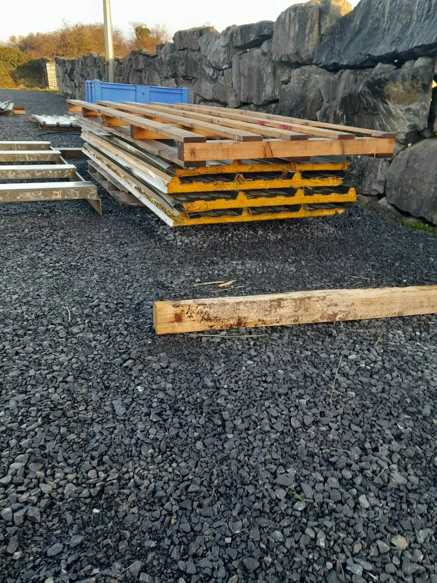 Steel Frames/Insulated Box Profile Cladding - Image 2