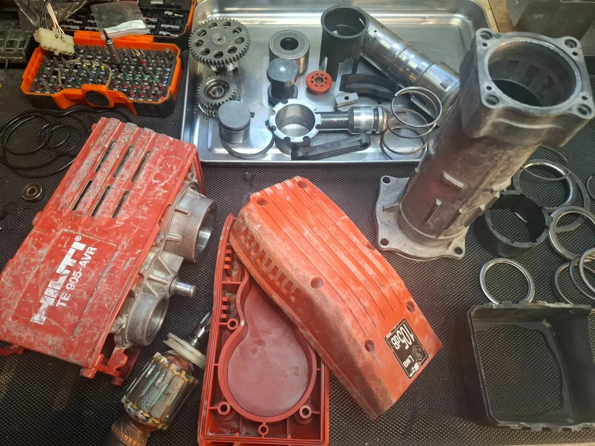 HILTI TE905AVR  REPAIR⚙️🔧 - Image 3