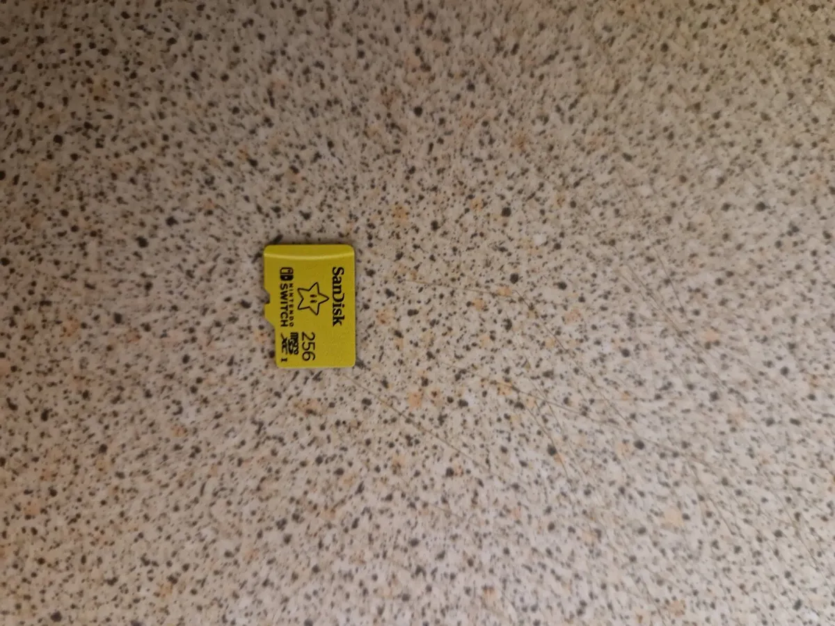 Nintendo Switch Oled - Image 2