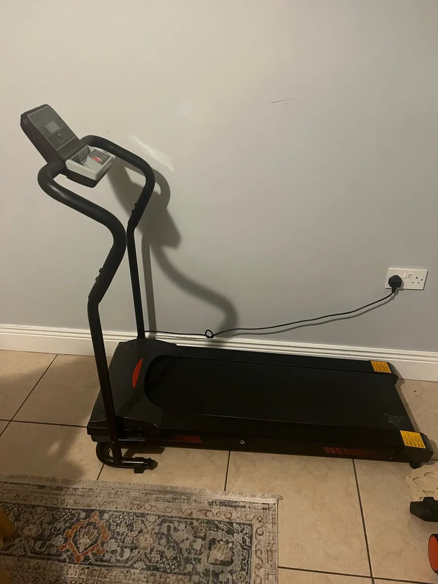 GT-pro  500 foldable treadmill - Image 4