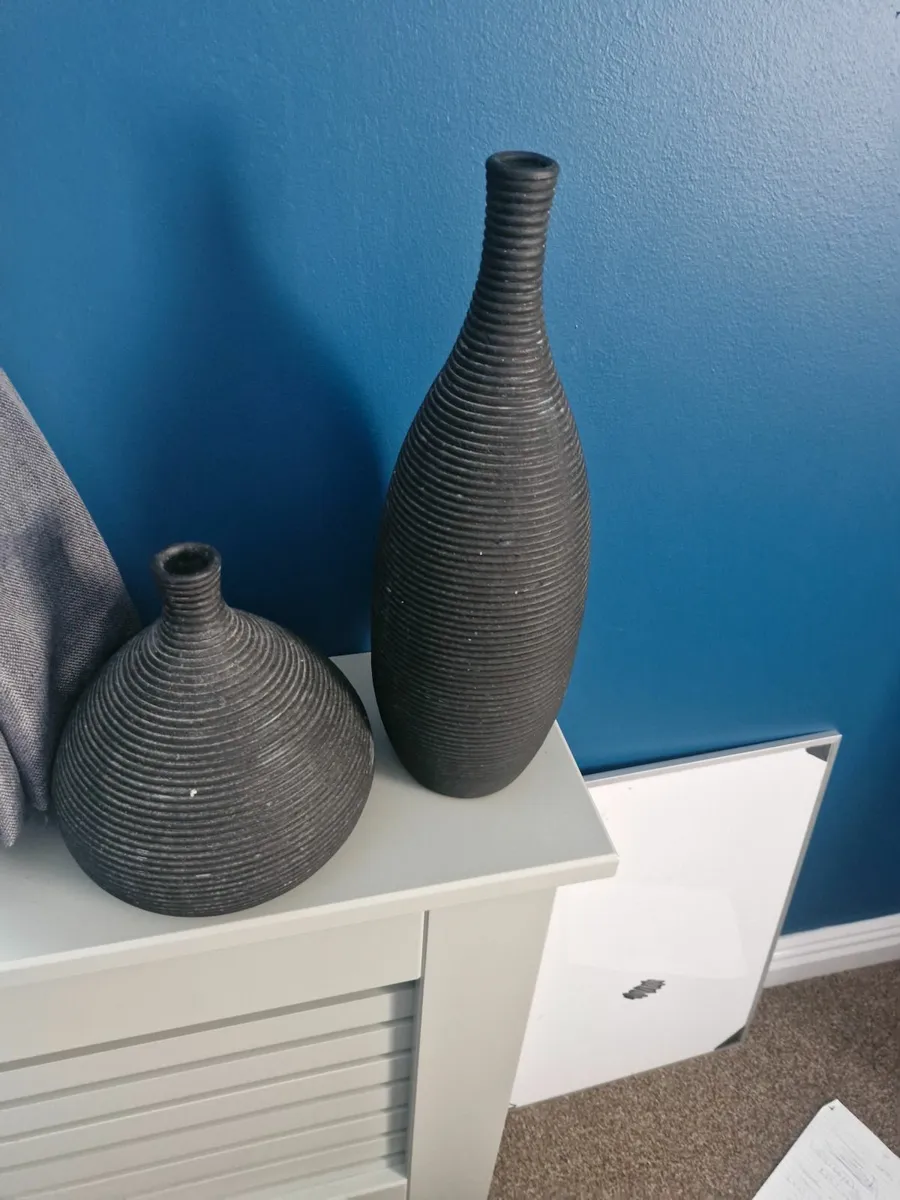 Blacked Ribbed Vases