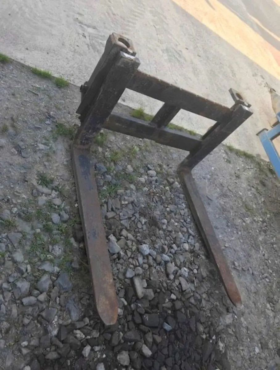 PIN AN CONE FORKS WANTED - Image 2