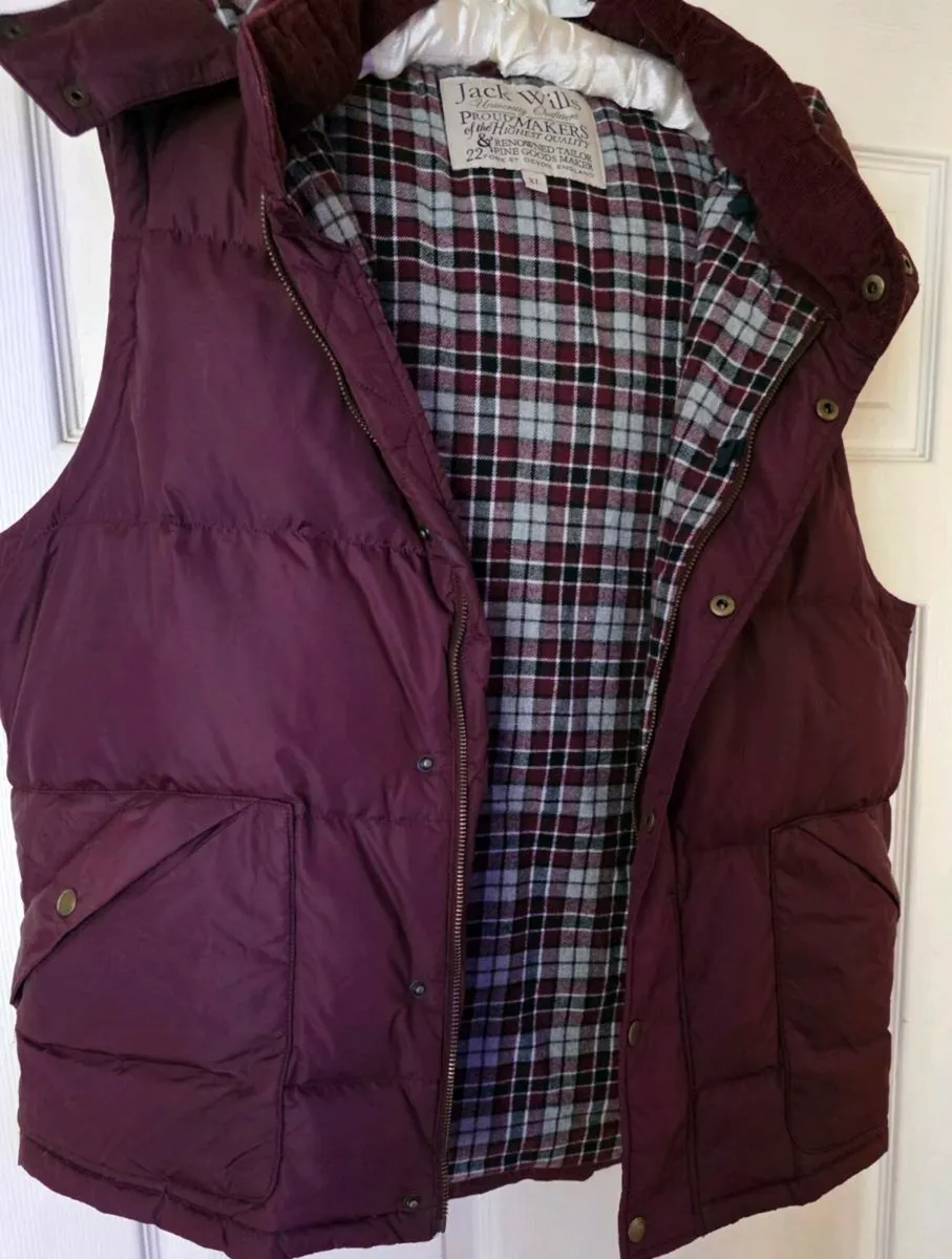 Jack Willis Burgundy gilet size xl - Image 3