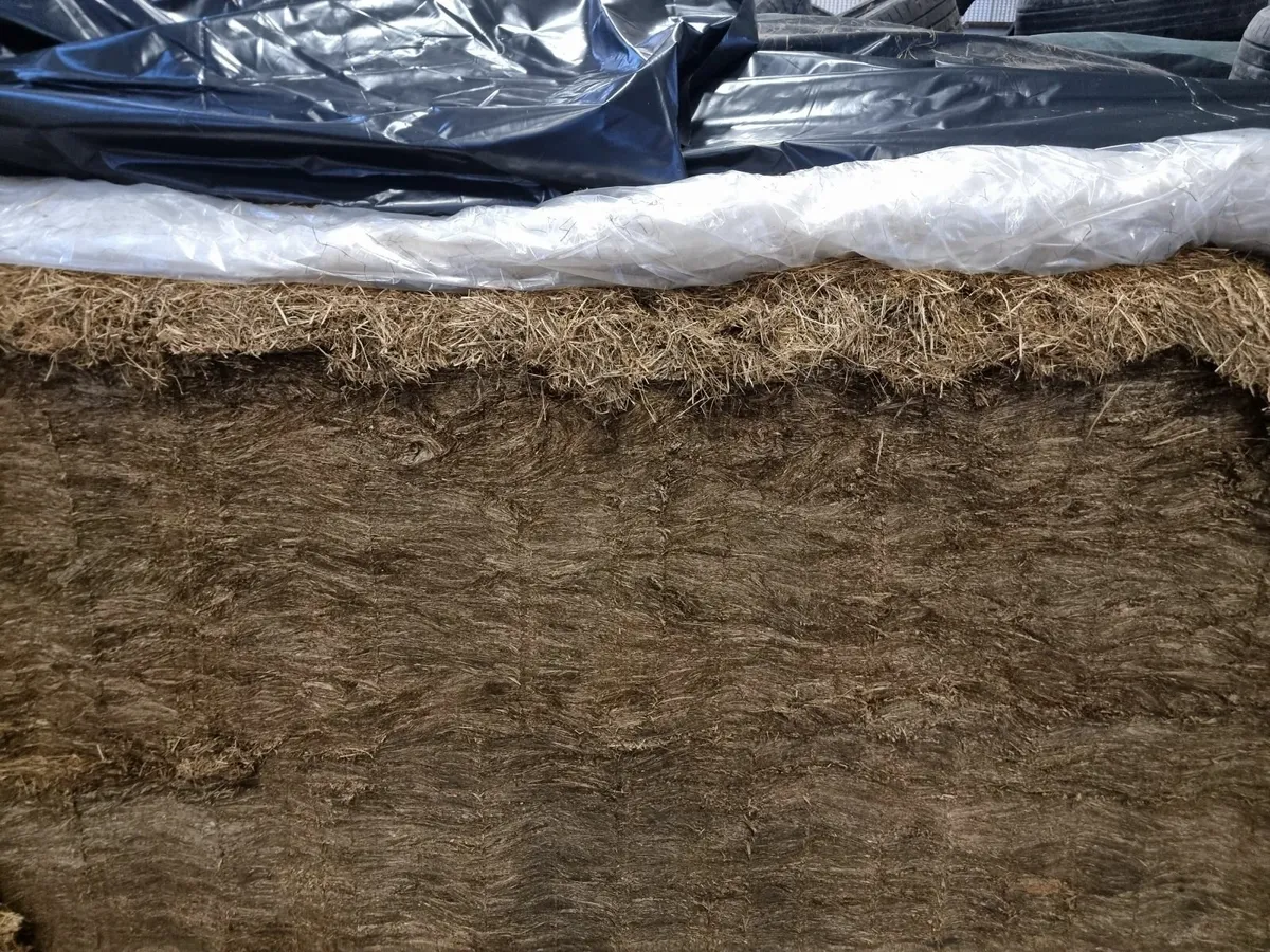 Round bales of silage / Pit silage - Image 2