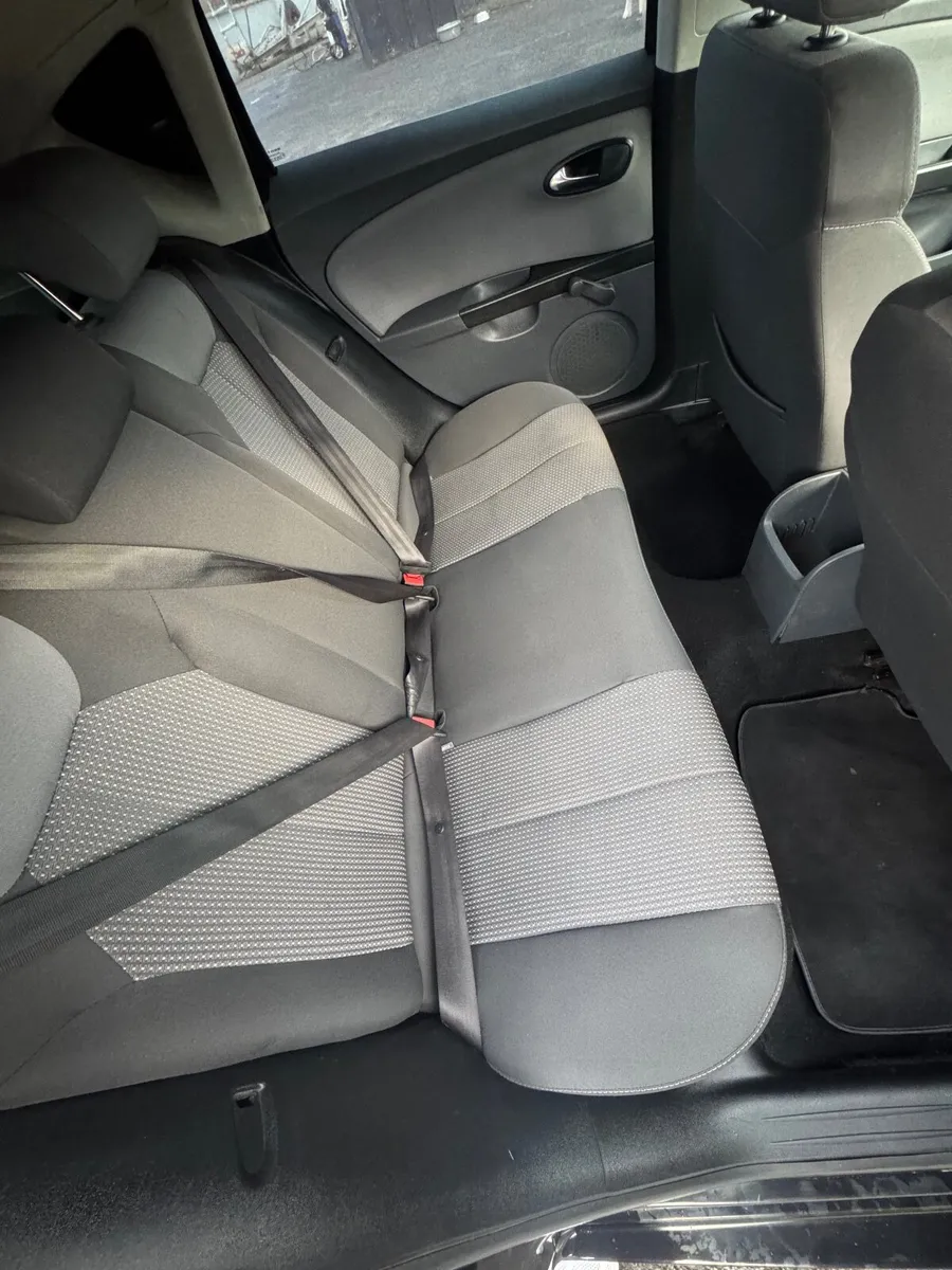 SEAT Leon 2010 - Image 3