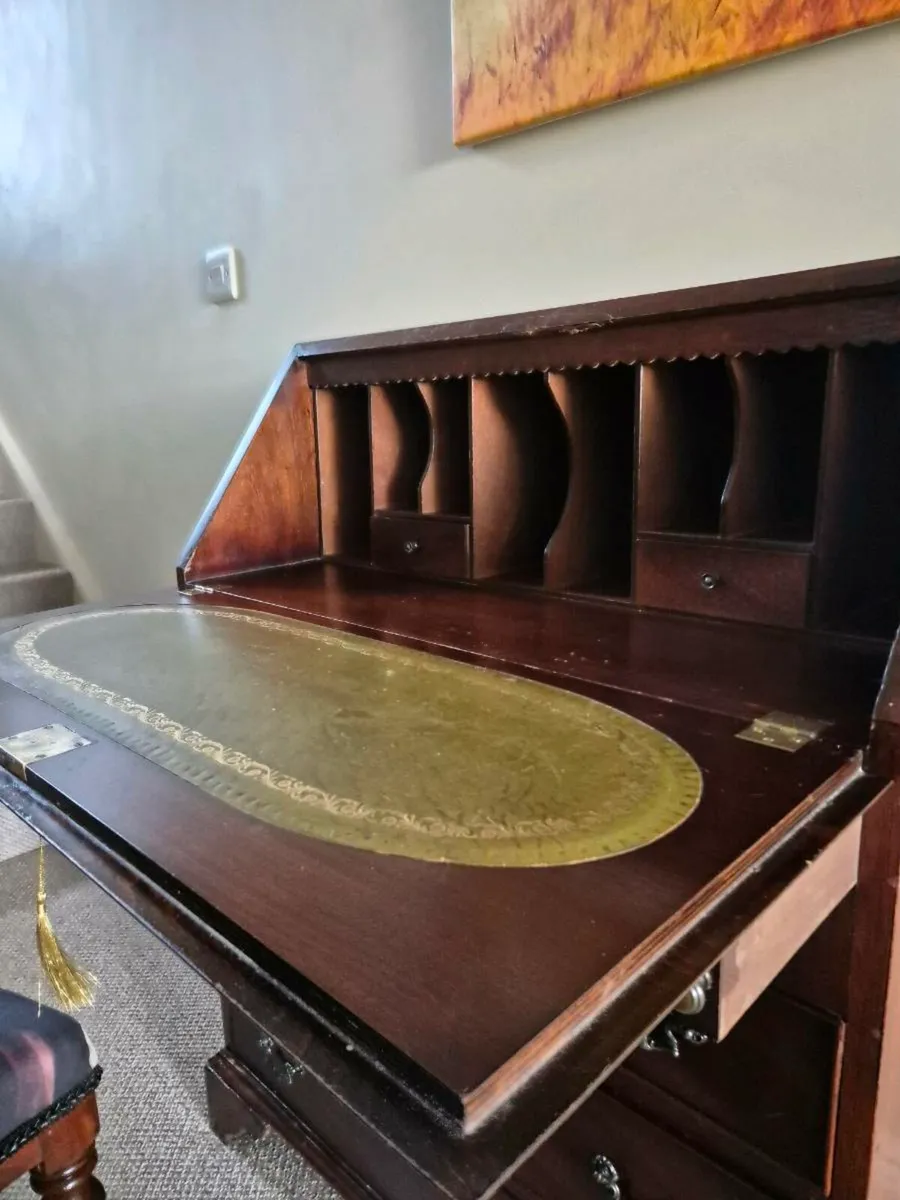 Writing desk - Image 2