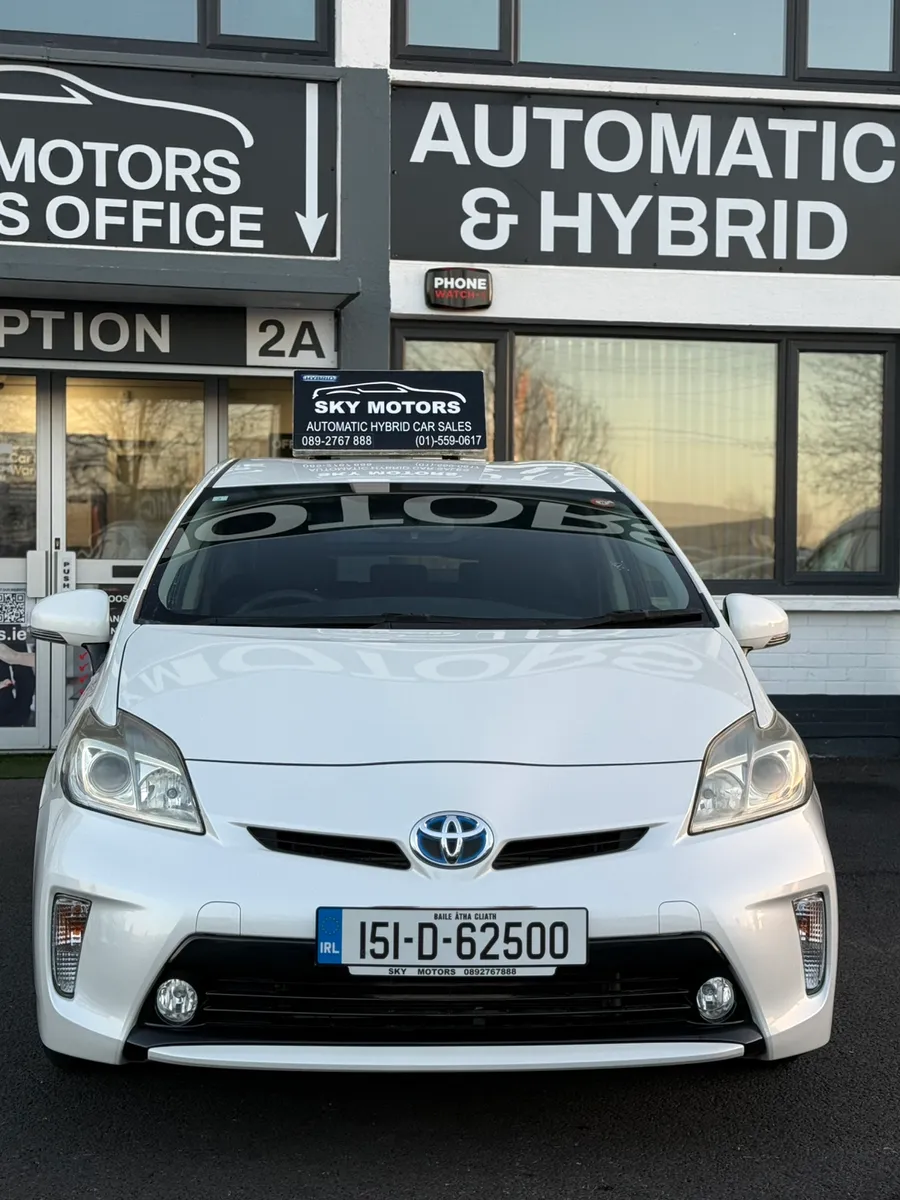 2015 Toyota Prius Plus 1.8 Hybrid automatic - Image 2