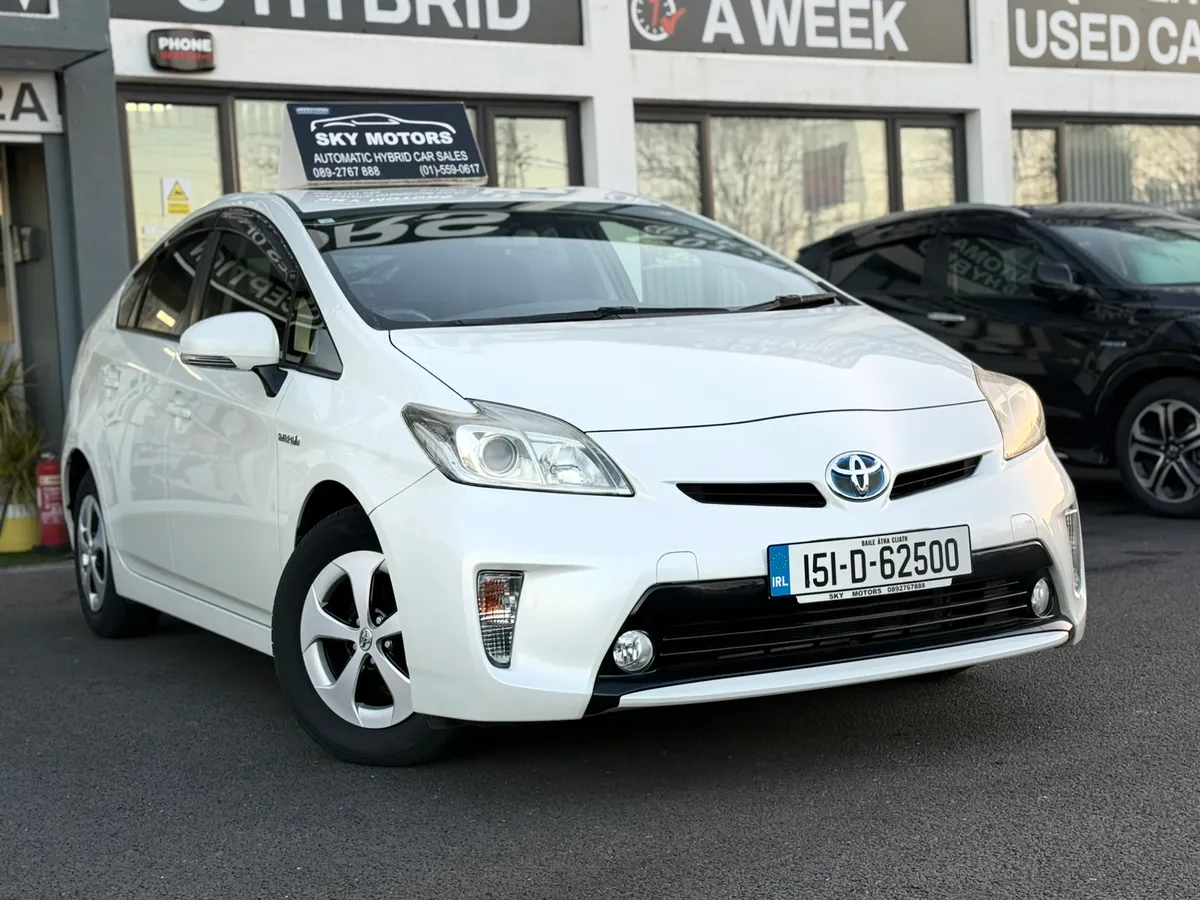2015 Toyota Prius Plus 1.8 Hybrid automatic - Image 4