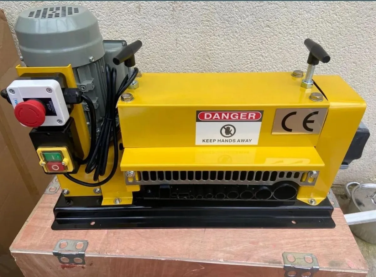 Electric Wire Stripping Machine With Blade 1-40mm - Image 4