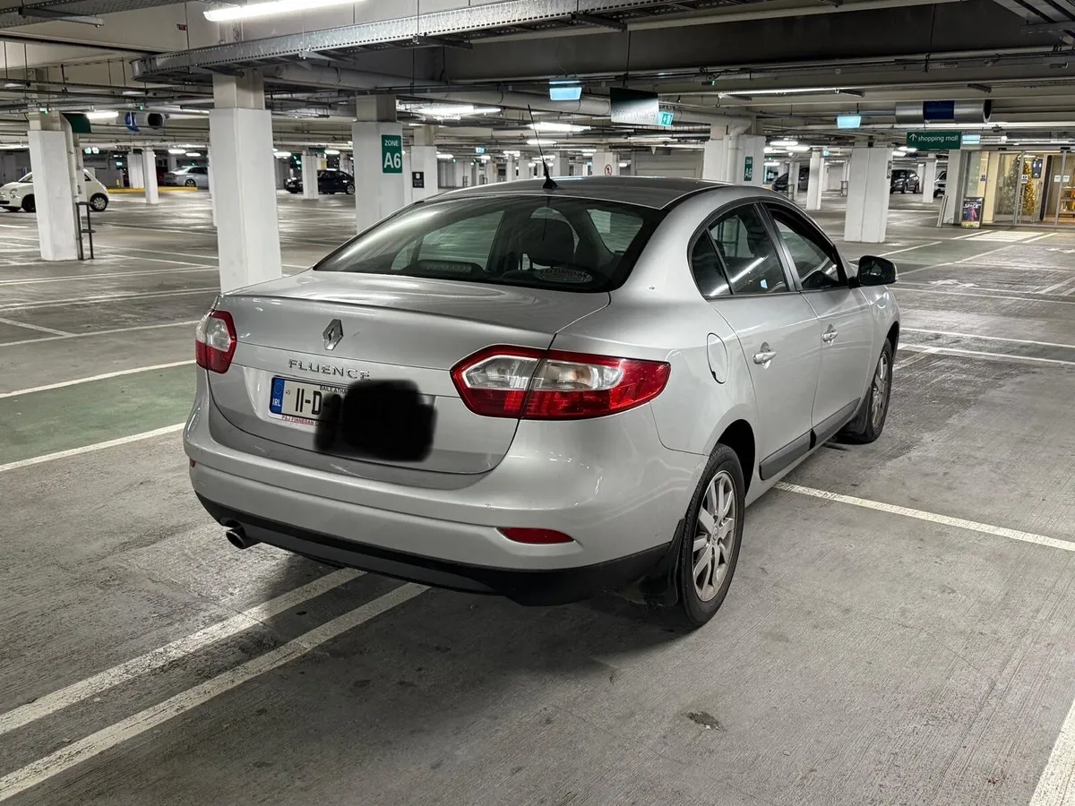 Renault Fluence 2011 Automatic - Image 2