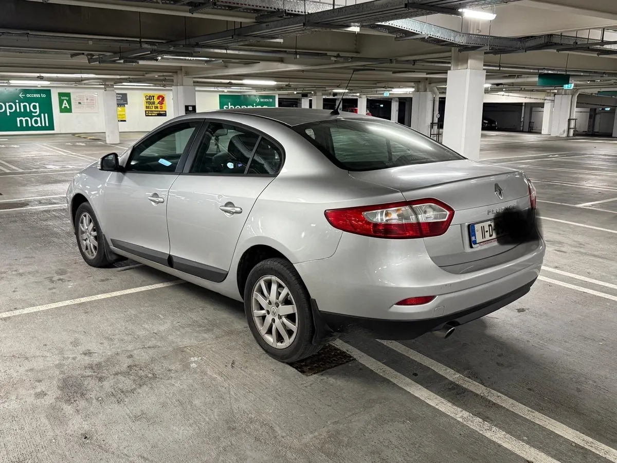 Renault Fluence 2011 Automatic - Image 3