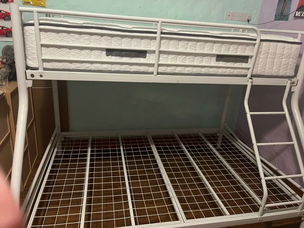 Triple bunk bed - Image 3