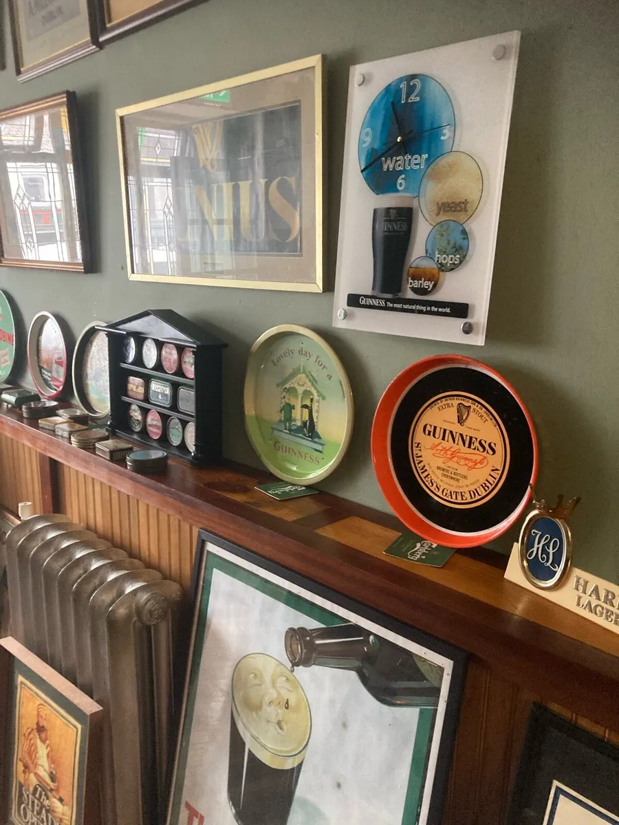 Pub memorabilia - Image 2