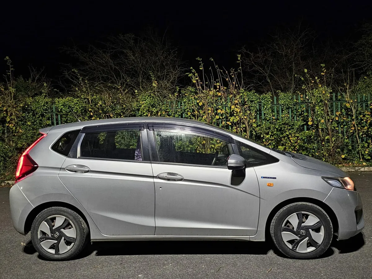 2014 Honda fit hybrid automatic €6,555 - Image 3