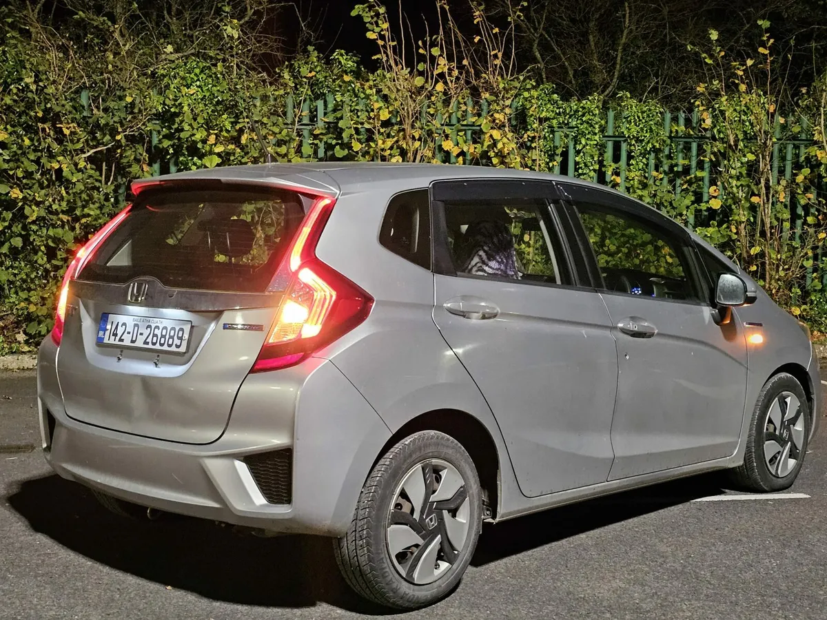 2014 Honda fit hybrid automatic €6,555 - Image 4