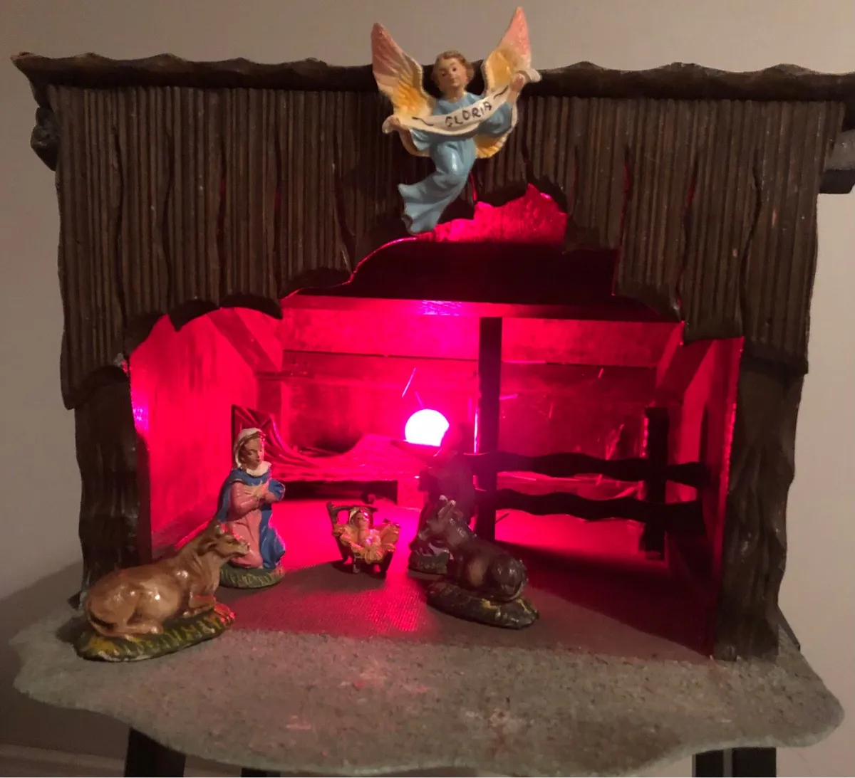 Nativity crib - Image 1