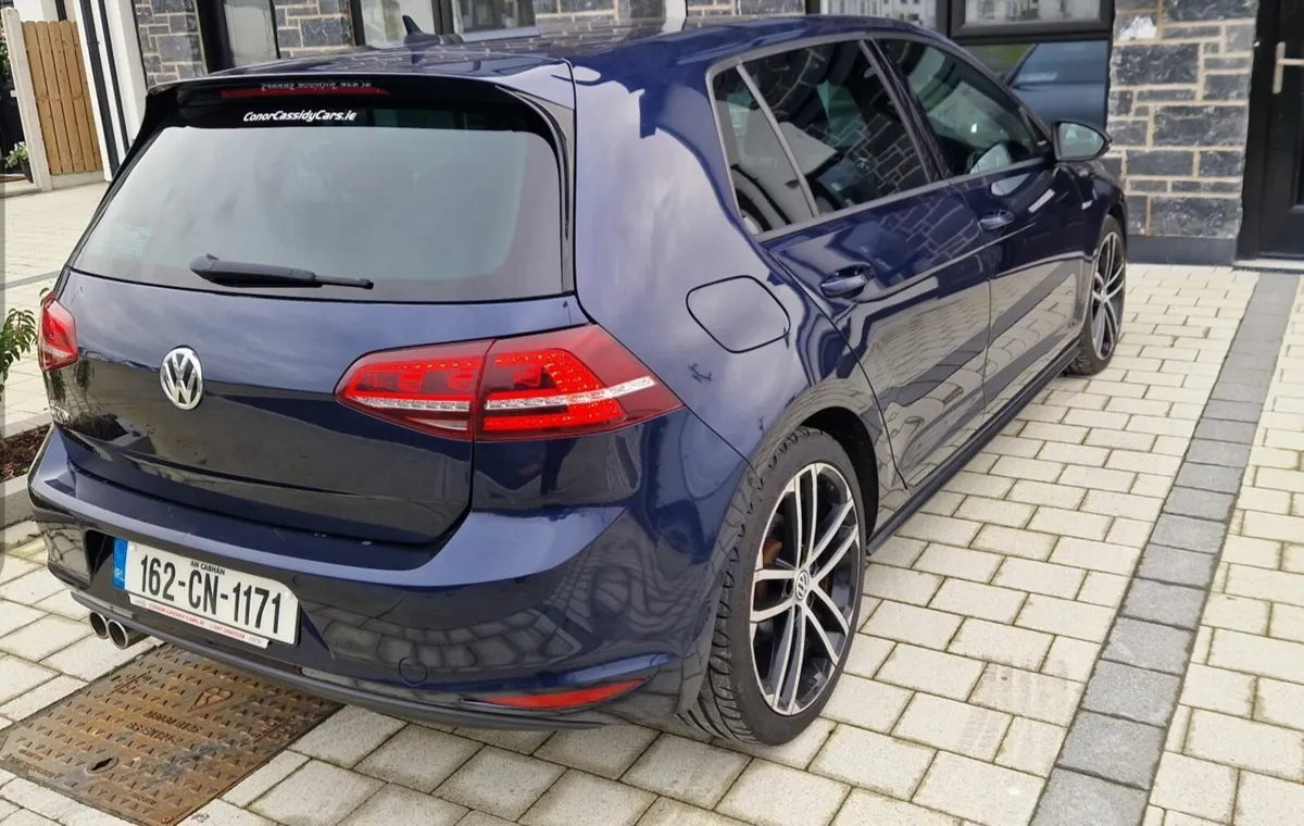 2016 Volkswagen Golf GTD - Image 3