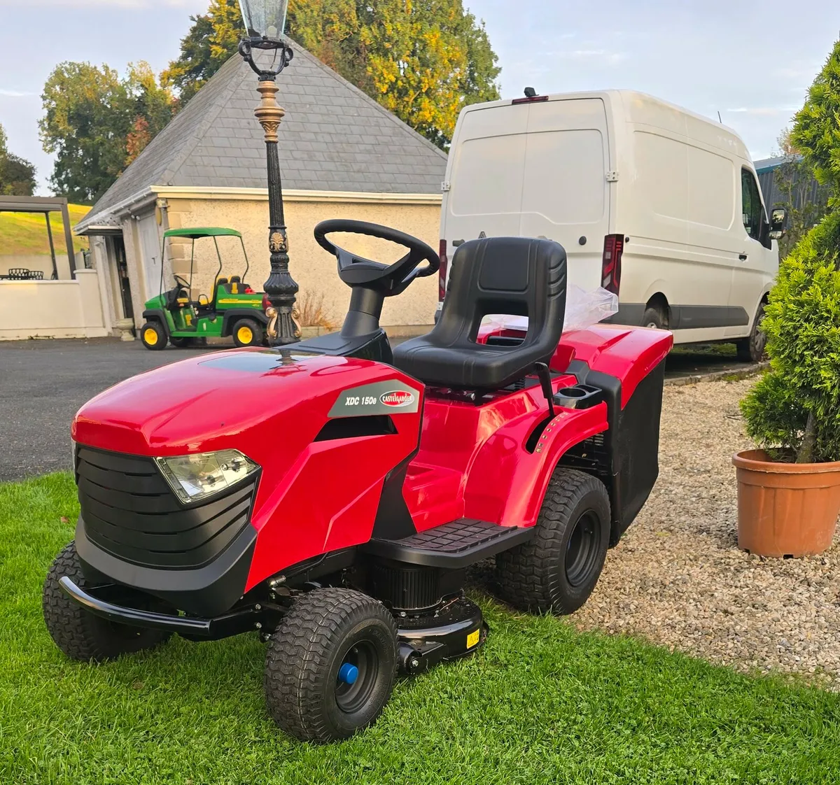 Castelgarden Ex Display - Image 2