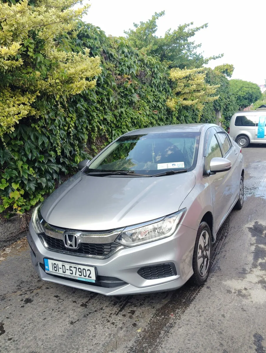 2018 Honda Grace Automatic Hybrid 6000KM1 owner - Image 3